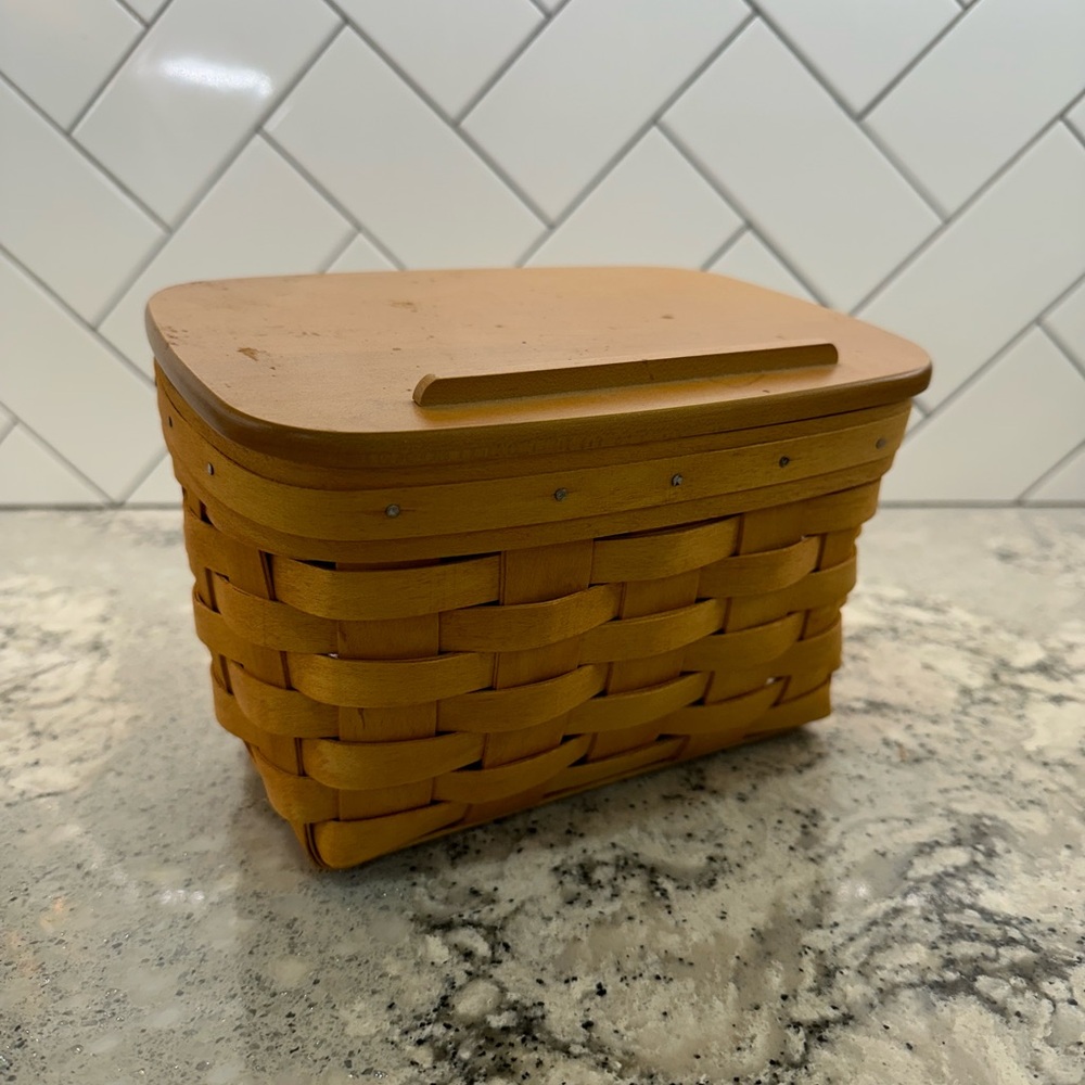 Longaberger 2001 Vintage Classic Recipe Basket Signed & Dated with Recipe Cards